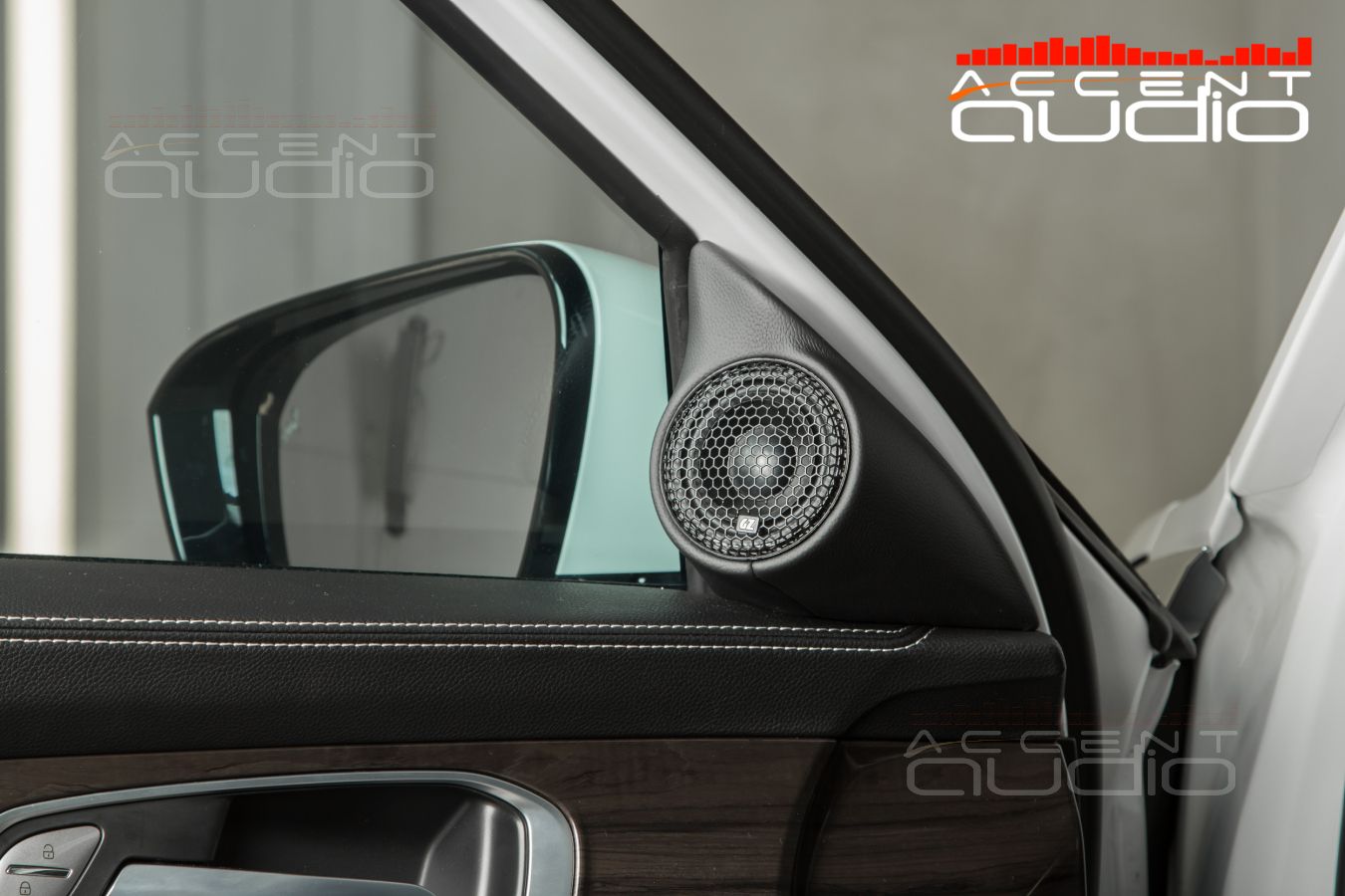 Фронтальная акустика в Exceed на широкополосных излучателях – почти трёшка !