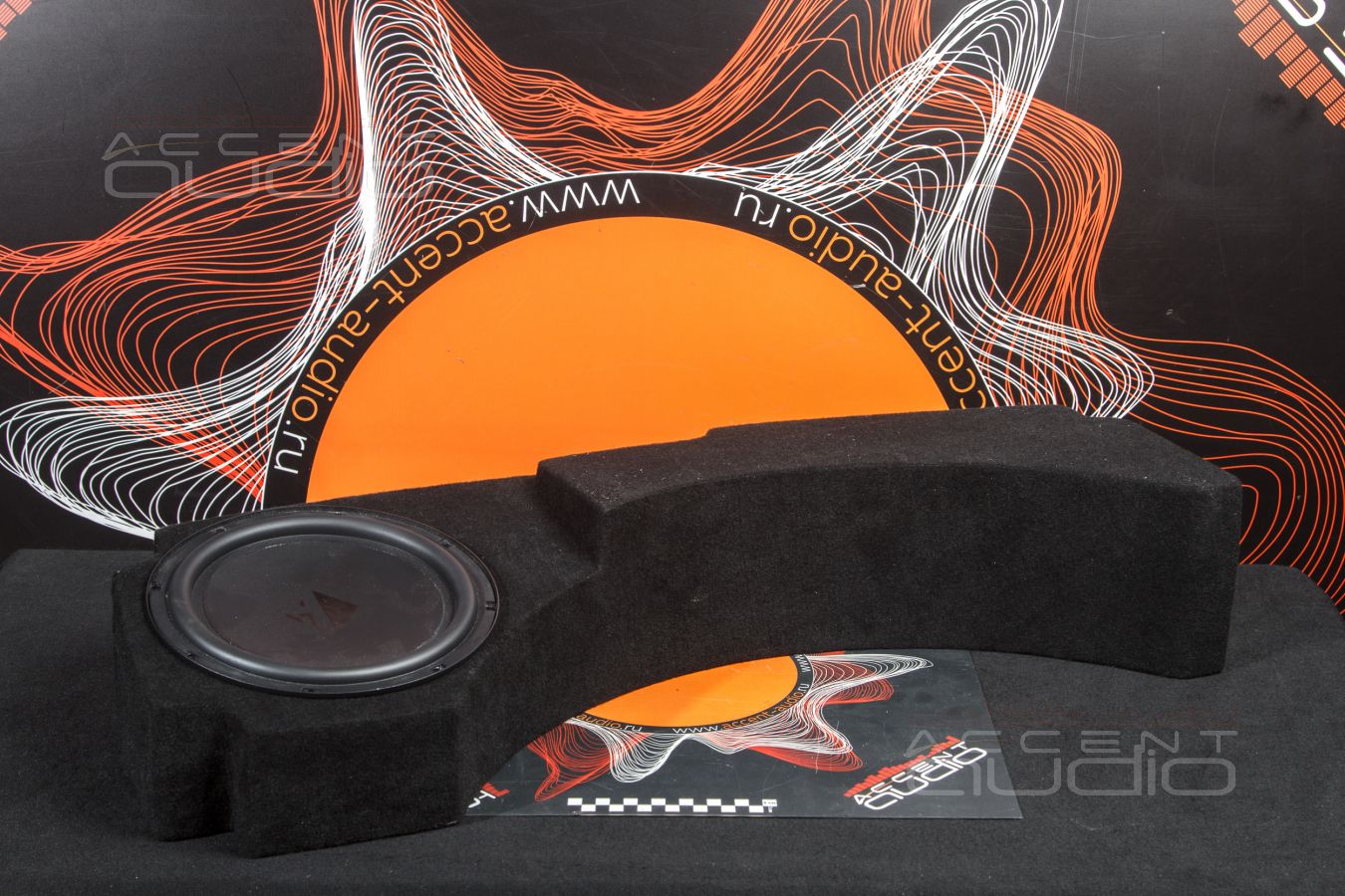 Правильный внутрипольный сабвуфер для Porsche Cayenne Coupe 2022