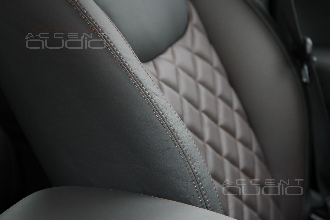 Эксклюзивный кожаный салон Jeep Wrangler