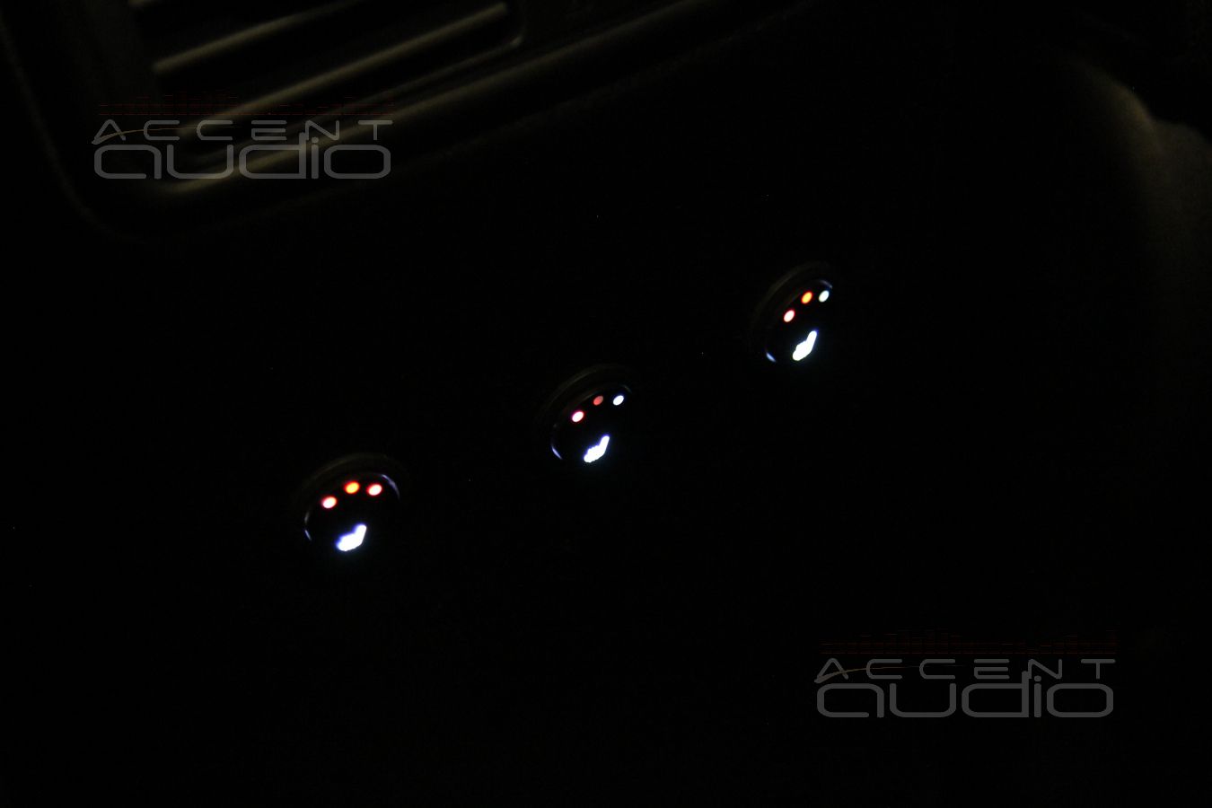 Перетяжка и подогрев задних сидений