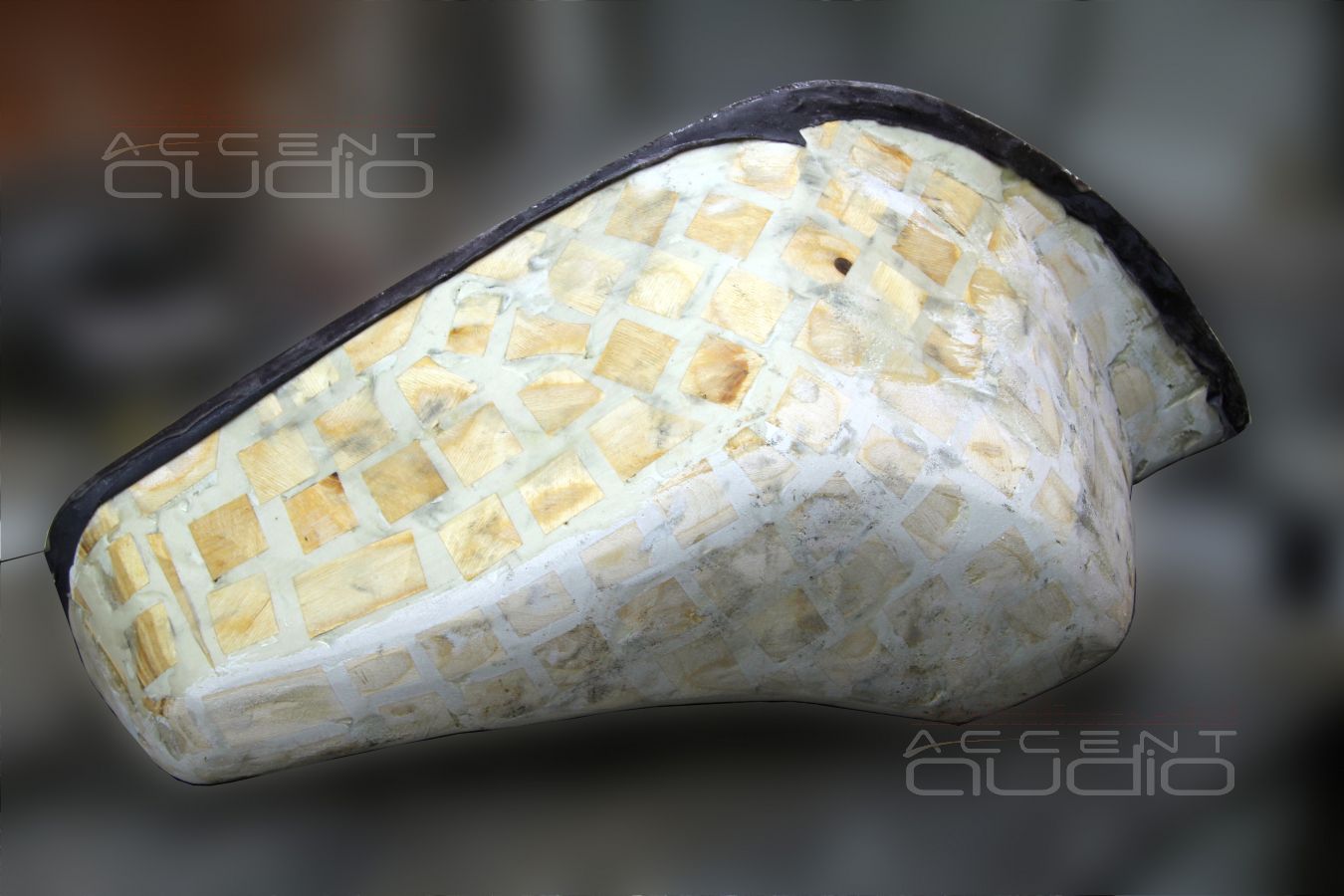 Фирменный сабвуфер-стелс 