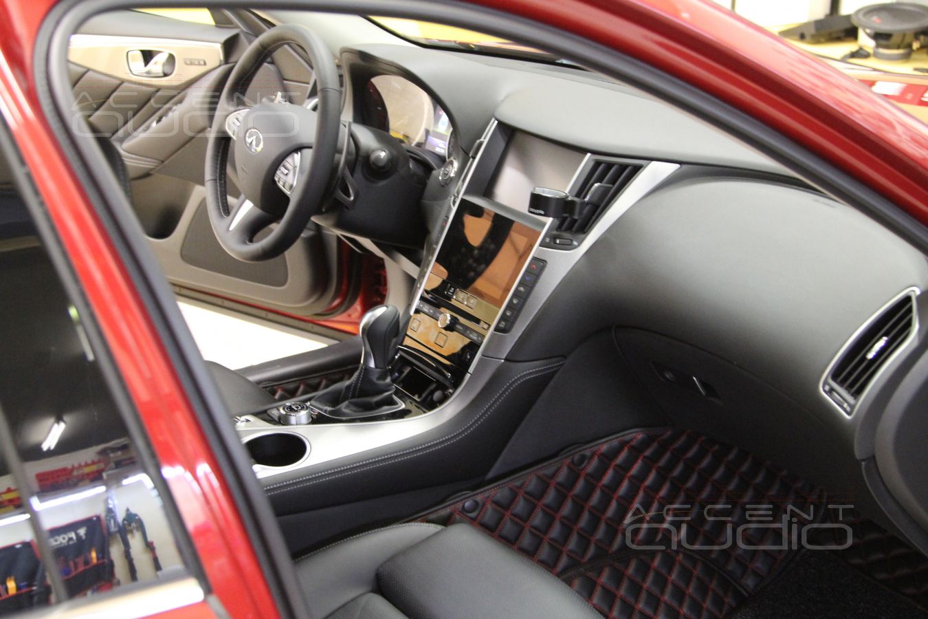 Черное И Красное