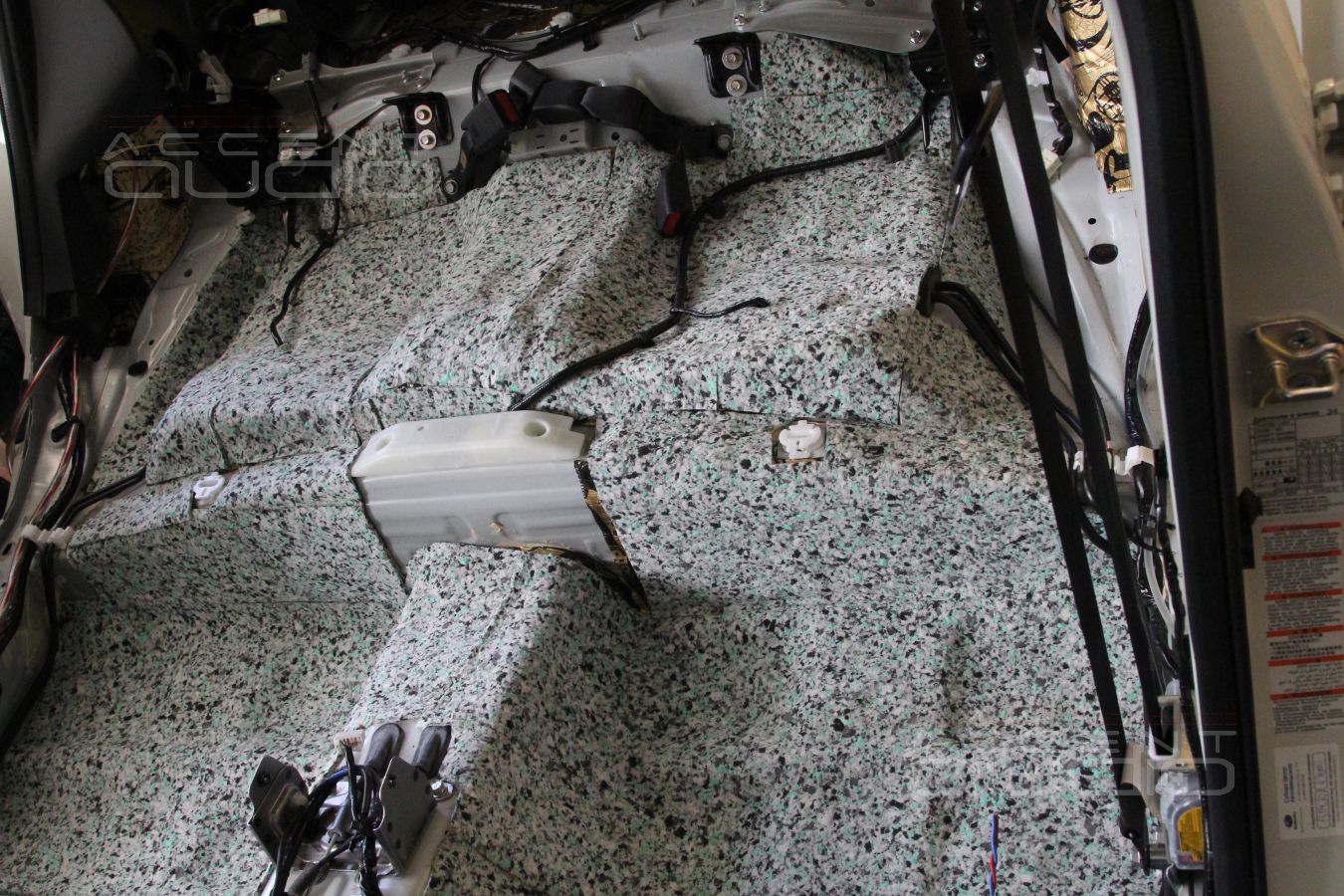 Шумоизоляция – жесткая необходимость для Subaru