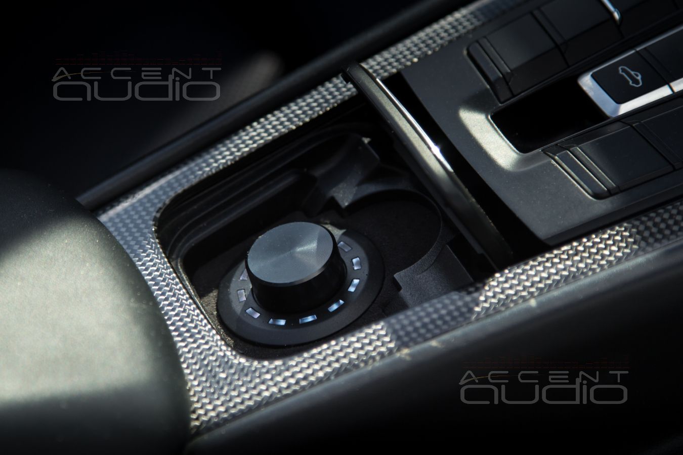 Helix Conductor – новый функционал и деталь интерьера Porsche Boxter