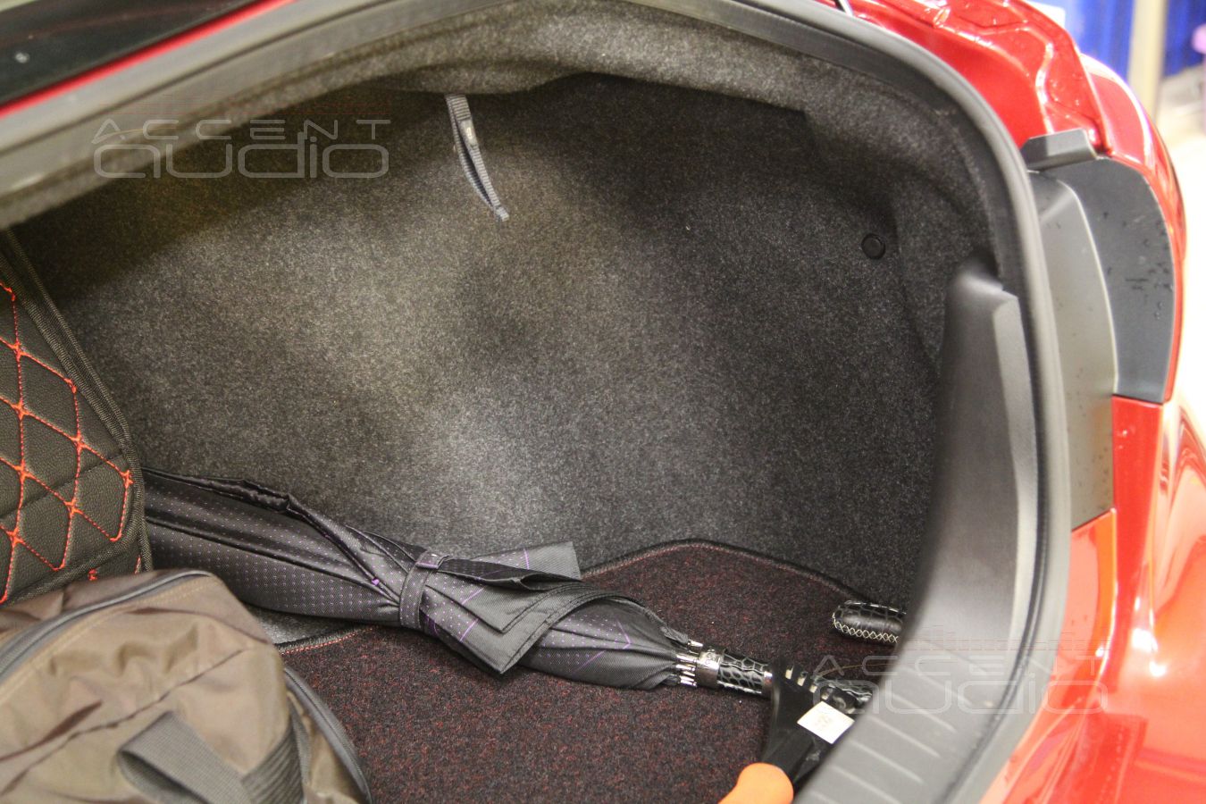 Правые и левые сабвуферы – исполнение на вкус