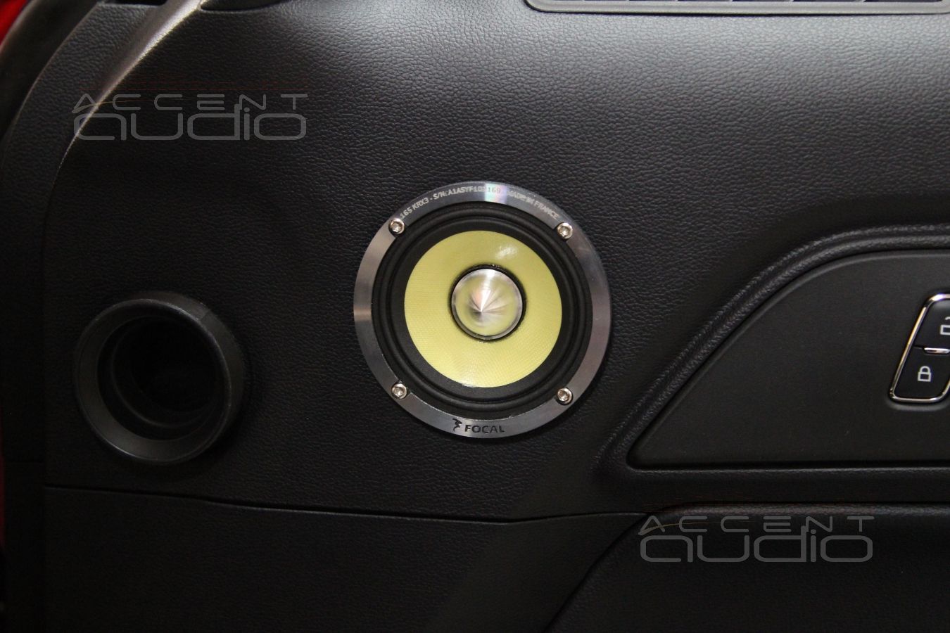 Установка новой акустики в Ford Mustang 2016