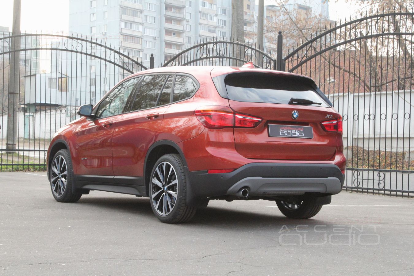 Шумоизоляция дверей и установка среднечастотников