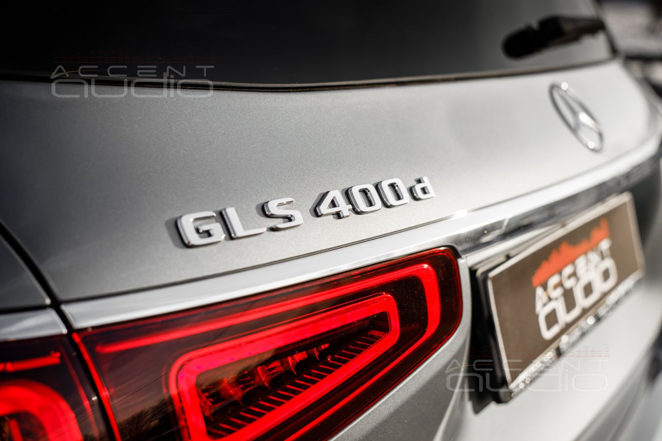 Немецкий сабвуфер Dego в штатном исполнении для Mercedes-Benz GLS 2020