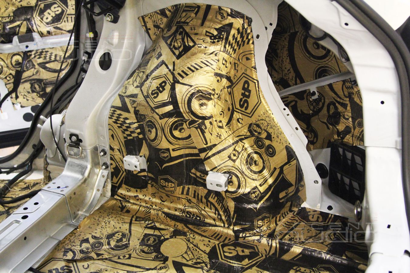 Шумоизоляця Nissan Qashqai