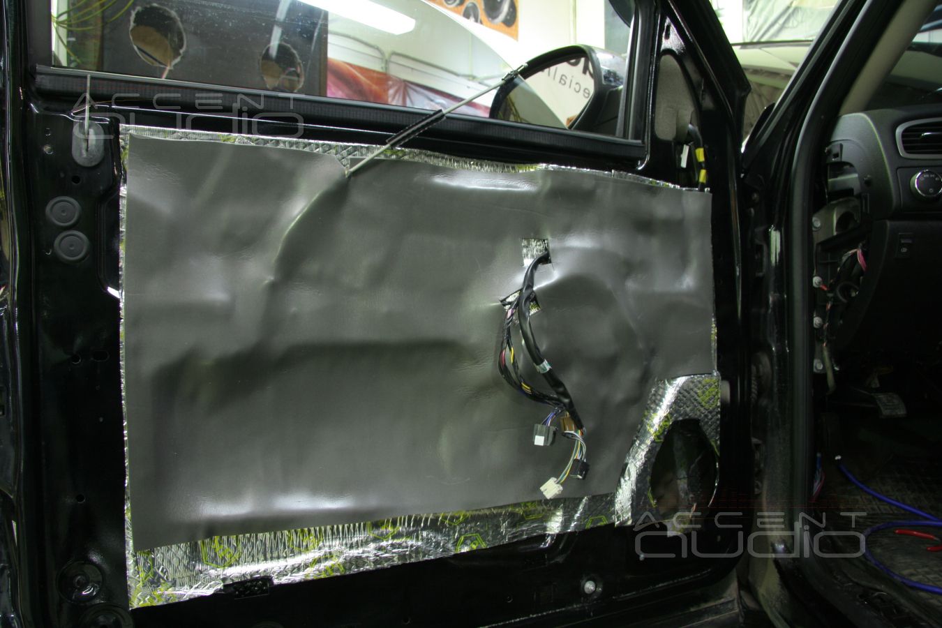 Шумоизоляция и аудиоподготовка Chevrolet Tahoe