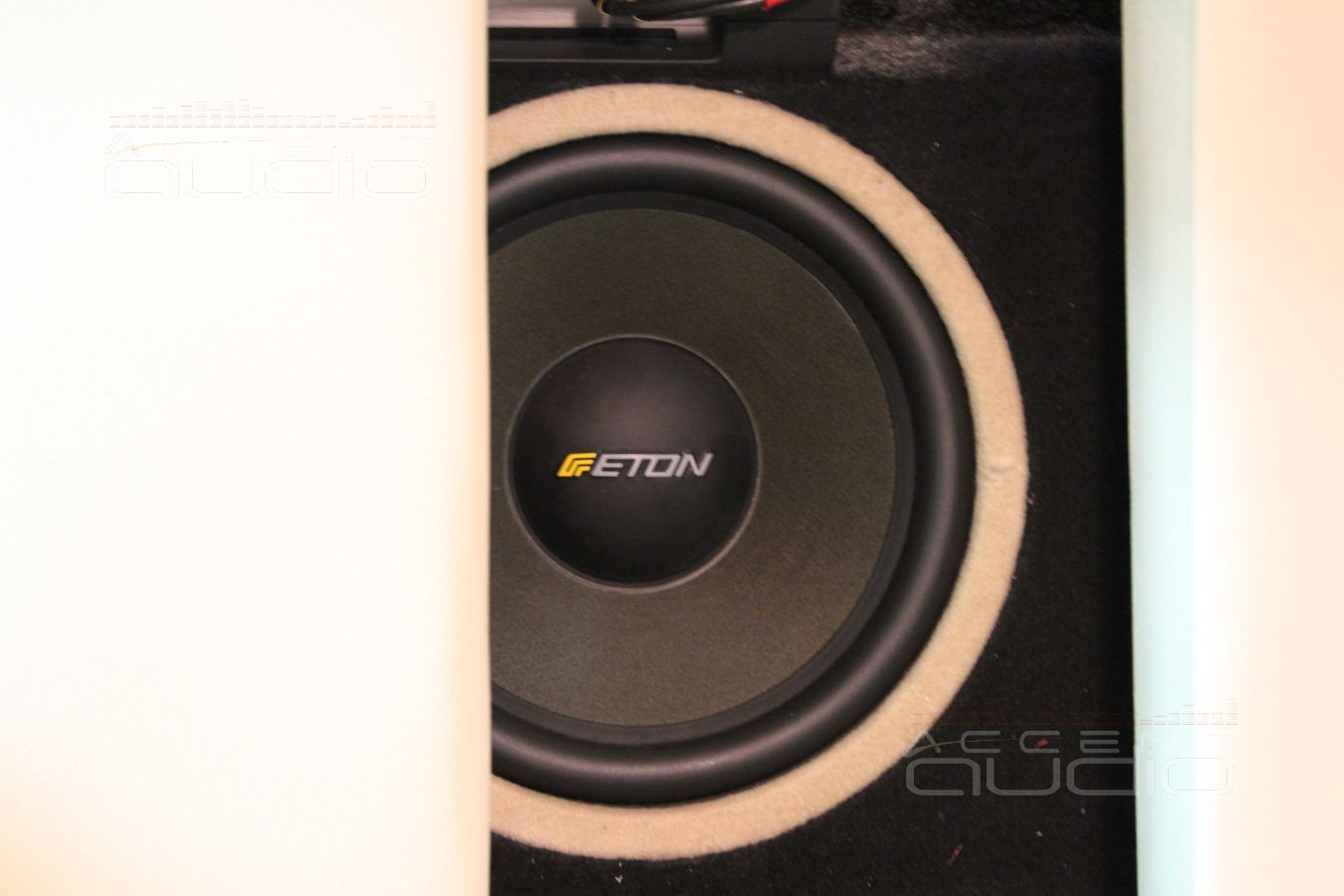 Варианты скрытого размещения сабвуферов в BMW F30