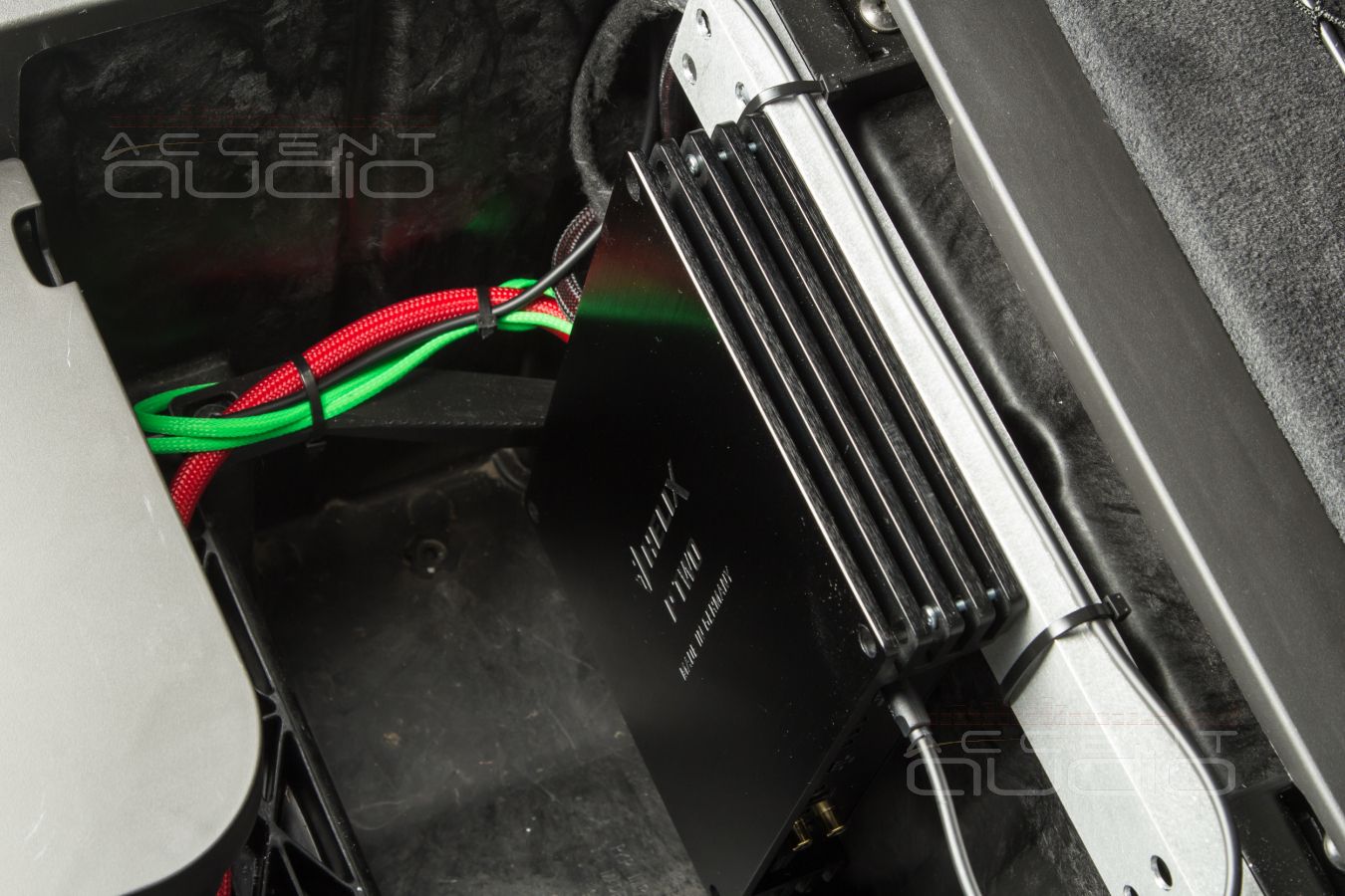 Усилитель Helix PTwo – строго на мидбасы для точности и роскоши!