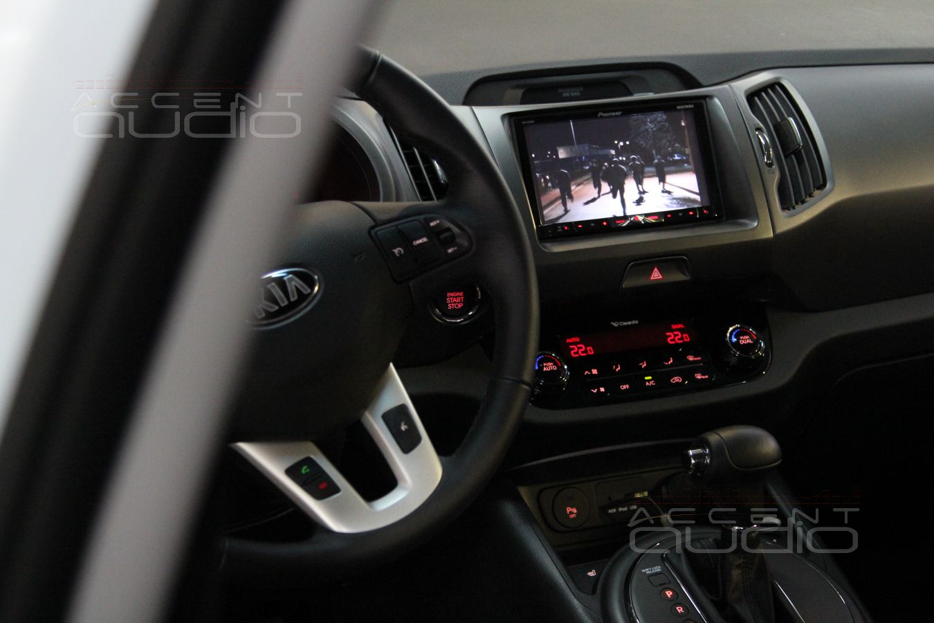 Kia Sportage NEW - полная замена аудиосистемы