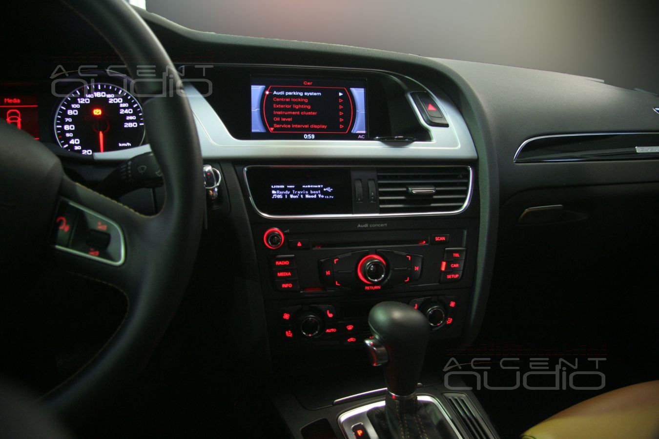 Оригинальная установка Pioneer DEX-P99RS в Audi