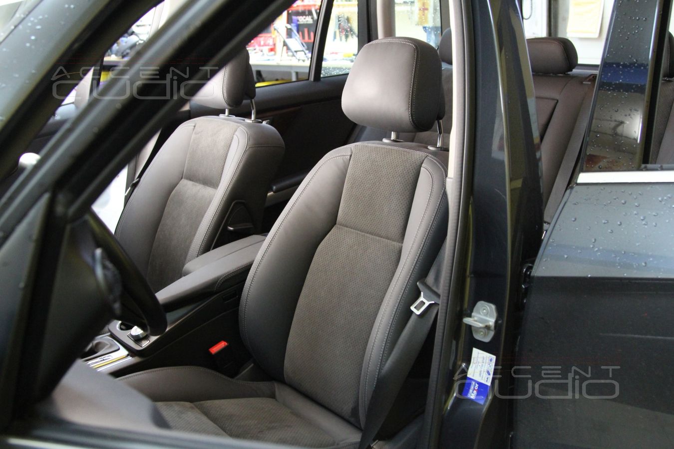 Пошив салона Mercedes GLK