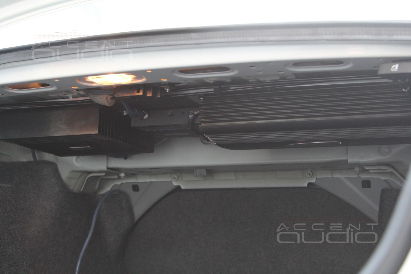 Honda Accord 9: Hi-Fi аудиосистема на базе штатной магнитолы