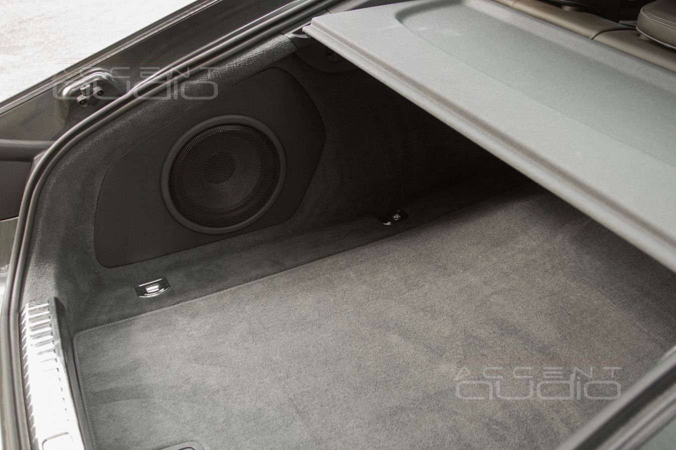 Стильный и уверенный – настоящий сабвуфер в Audi A7