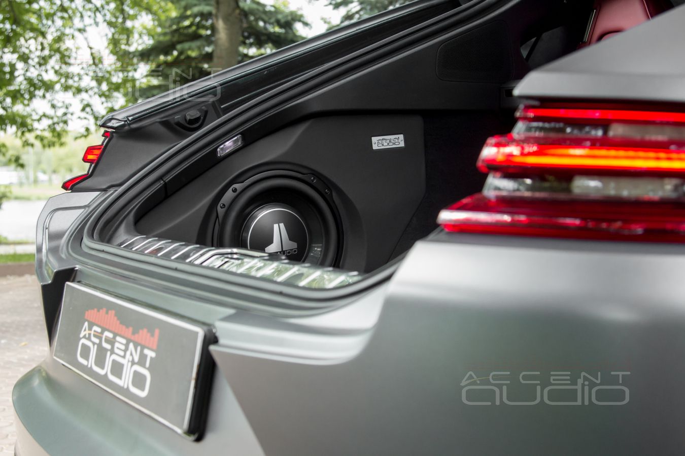 Почему и зачем те, кто любит свой автомобиль и музыку, обращаются в Accent-Audio ?