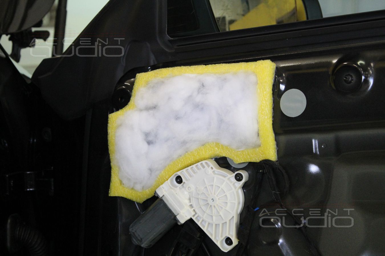 Установка среднечастотных пищалок (СЧ-ВЧ излучатели) 