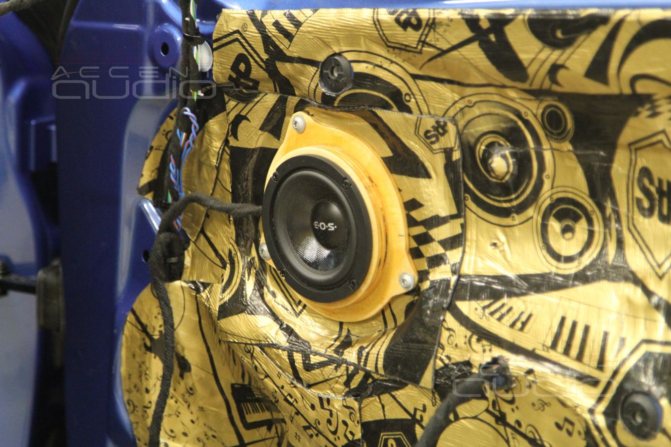 Установка среднечастотников E.O.S MD-75 в штатные места BMW F30