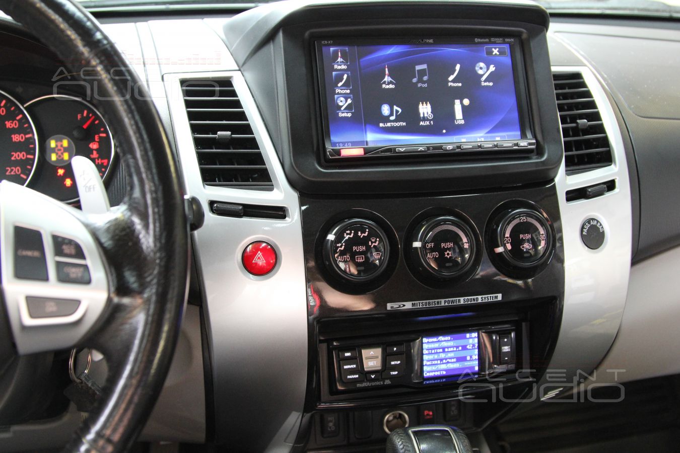 Мультимедиа для Mitsubishi Pajero Sport 2013: новое по-старому