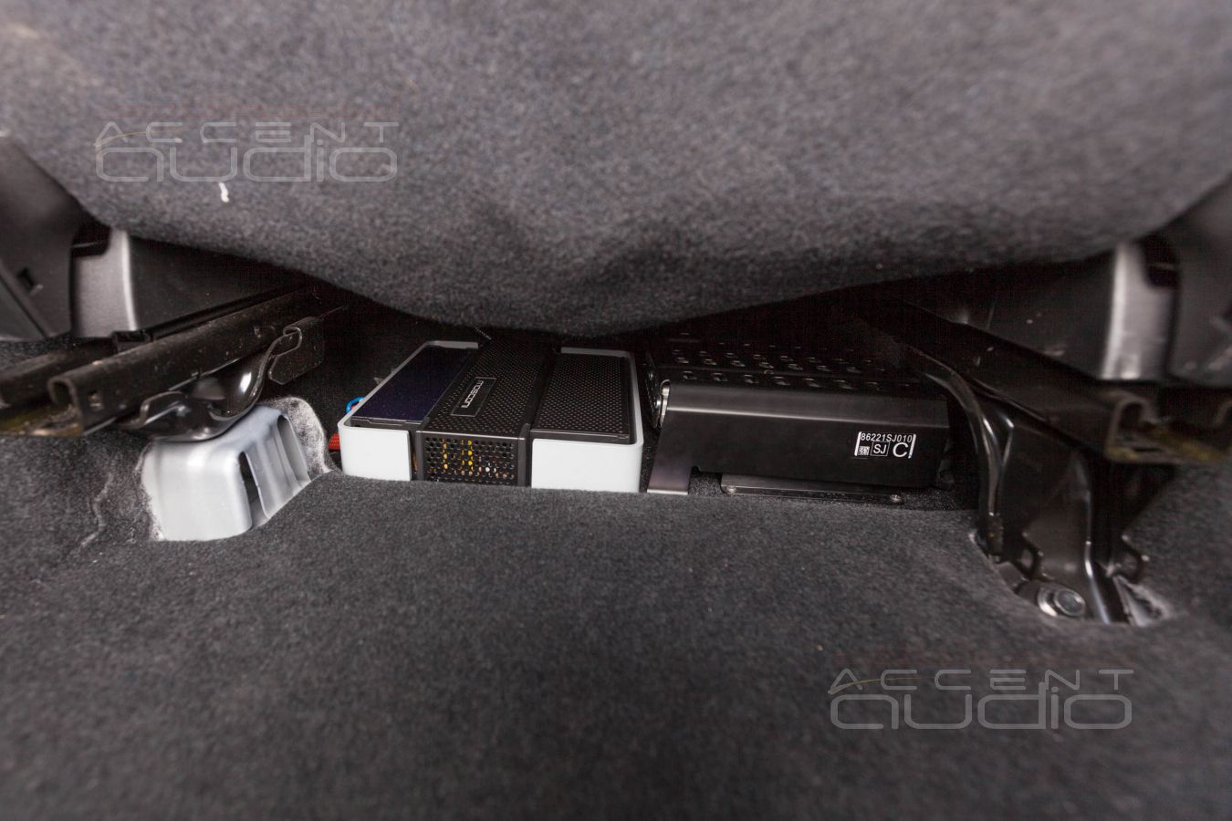 Породистый усилитель Mosconi PRO 4\10, его особенности и размещение в Forester