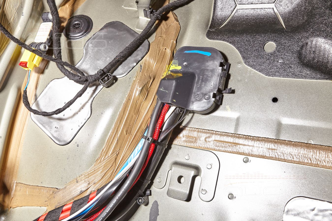 Аудиоподготовка Bentley Continental GT и некоторые технические нюансы