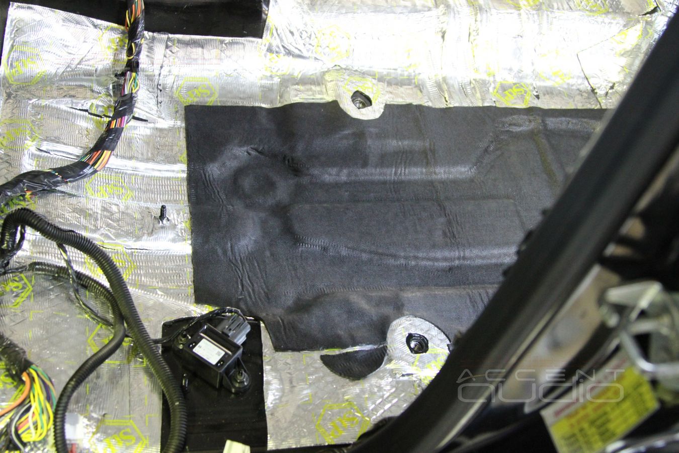 Hummer H3: система вооружения от MDLab