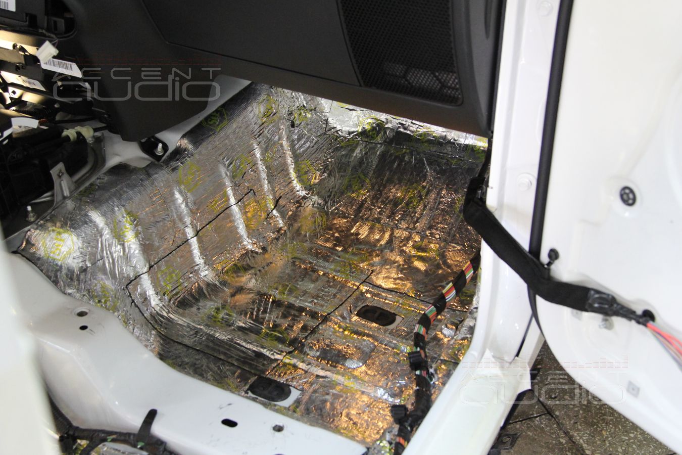 Шумоизоляция Jeep Wrangler