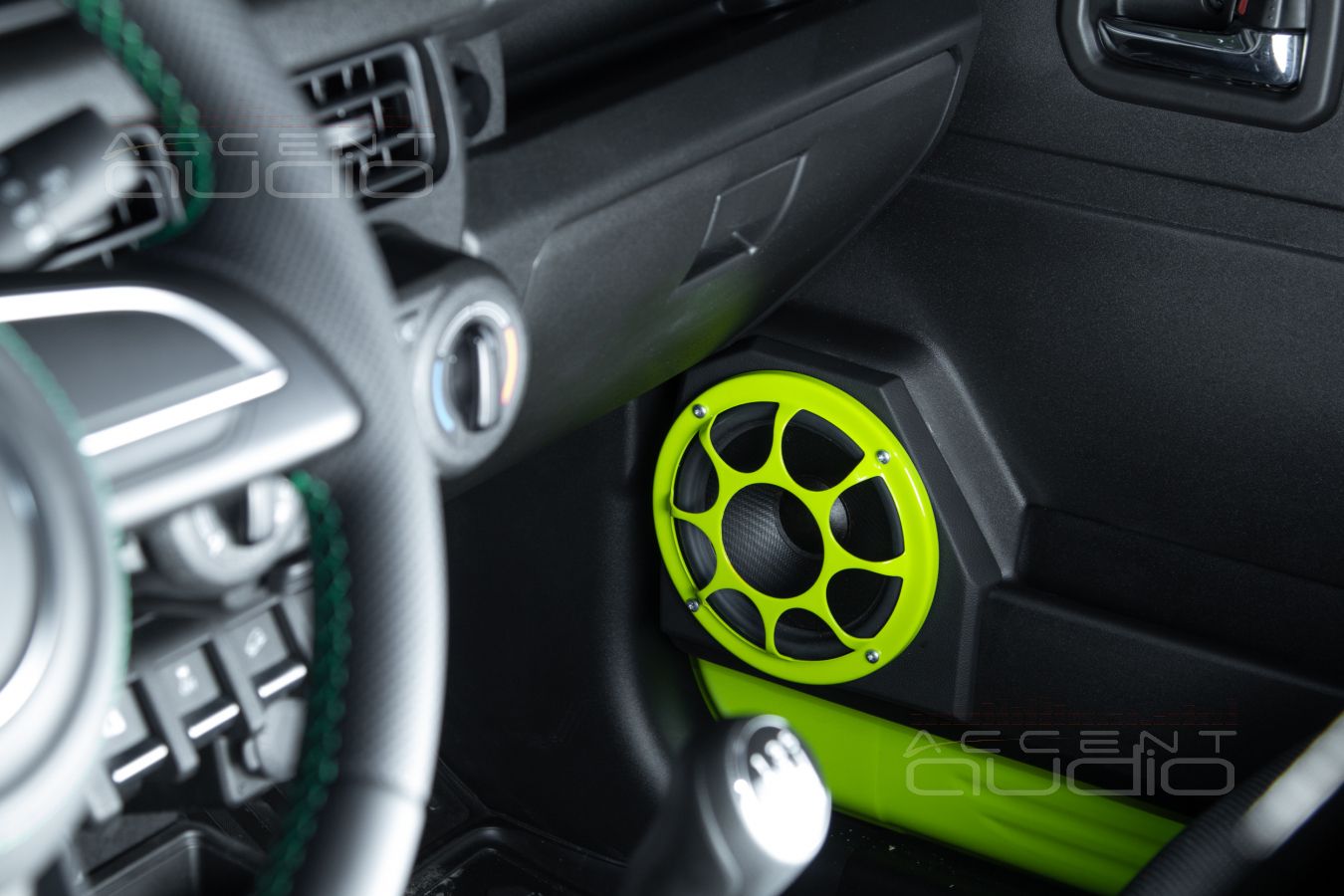 ИГРАЮЩИЕ 165мм немецкие динамики SOAudio в новом Jimny