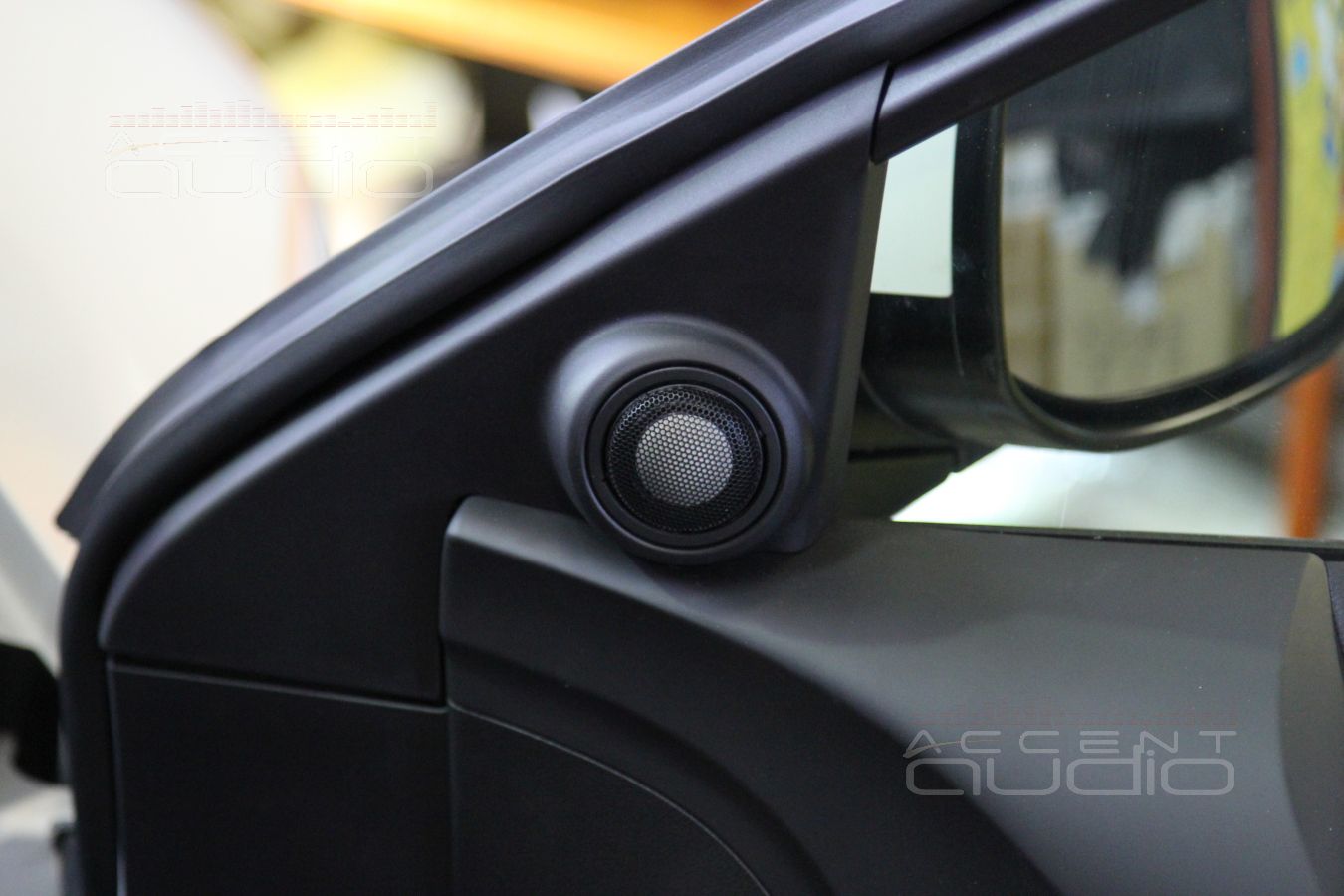 Установка магнитолы Pioneer AVH-P8400BT