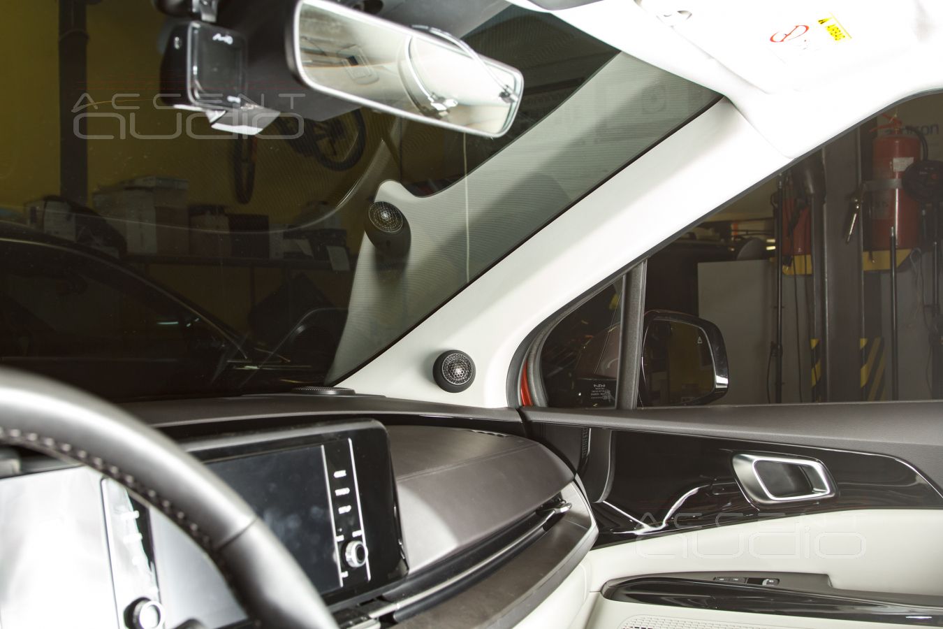 Решение: ПРАВИЛЬНОЕ размещение новых твитеров GroundZero в стойках БЕЗ подиумов