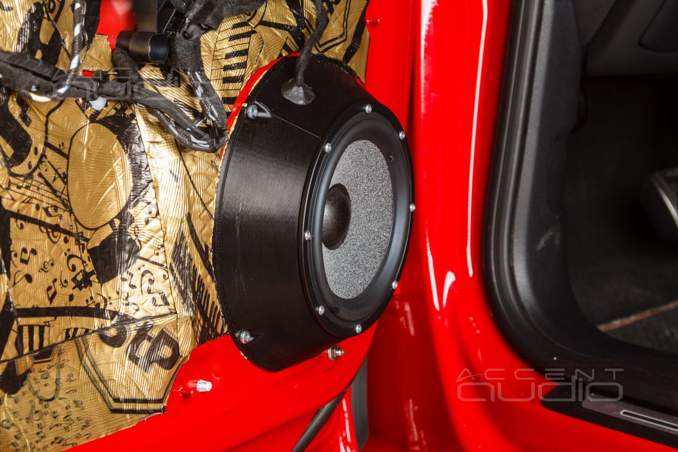 Аудиоподготовка-шумоизоляция дверей Audi A4 Avant 2021 и установка акустики Brax