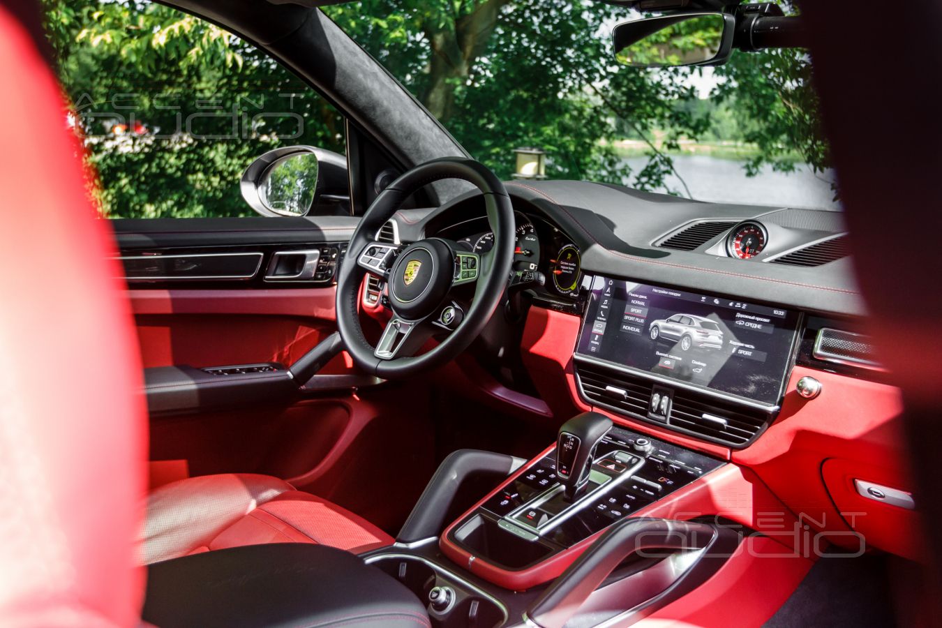 Звучание новой, премиальной аудиосистемы Audiotec-Fischer в Porsche Cayenne