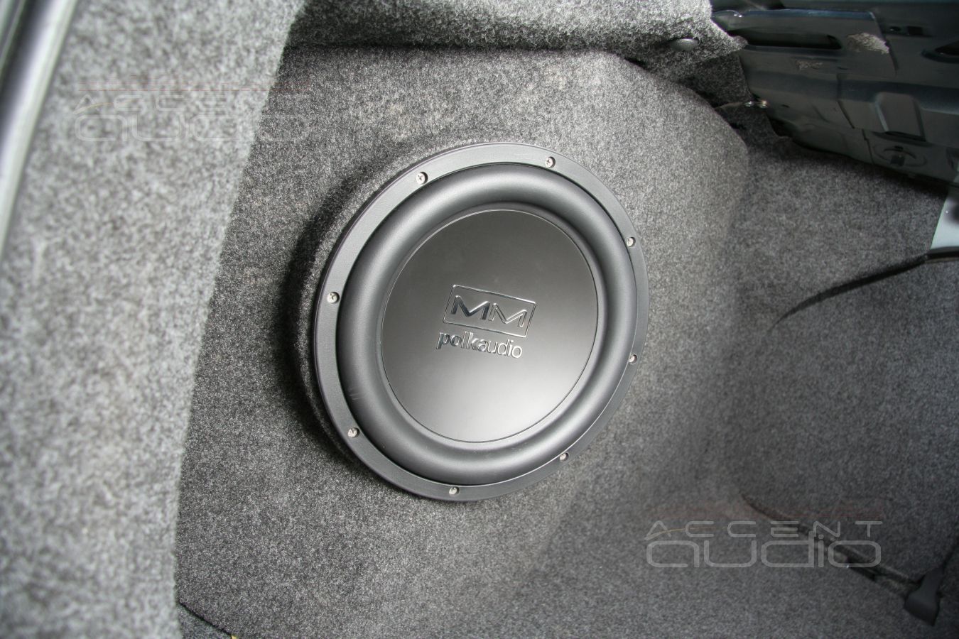 Особенности установки акустики в Volkswagen Jetta