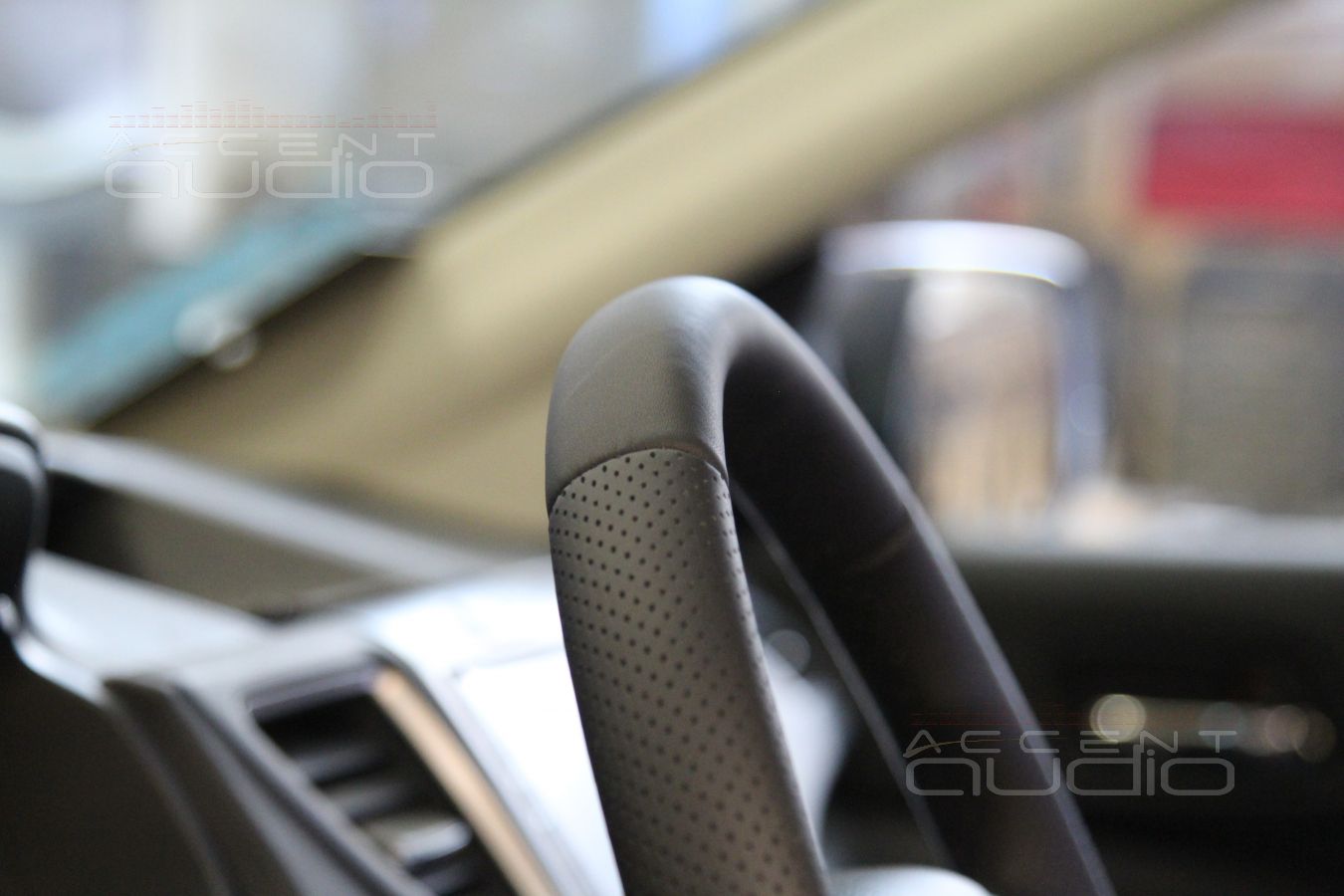 Перетяжка руля автомобиля. Как это выглядит.