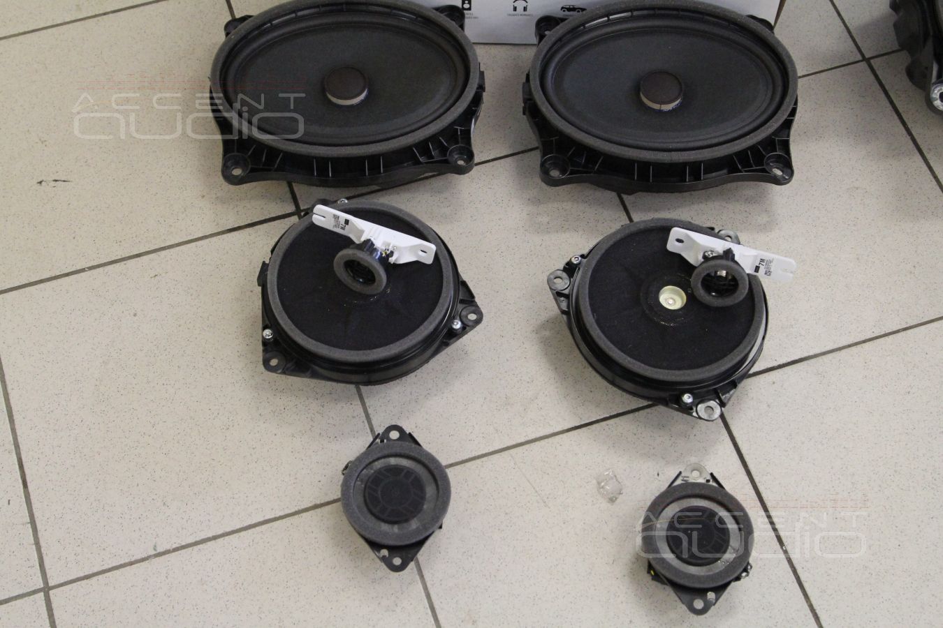 Как это устроено штатно в Lexus RX350