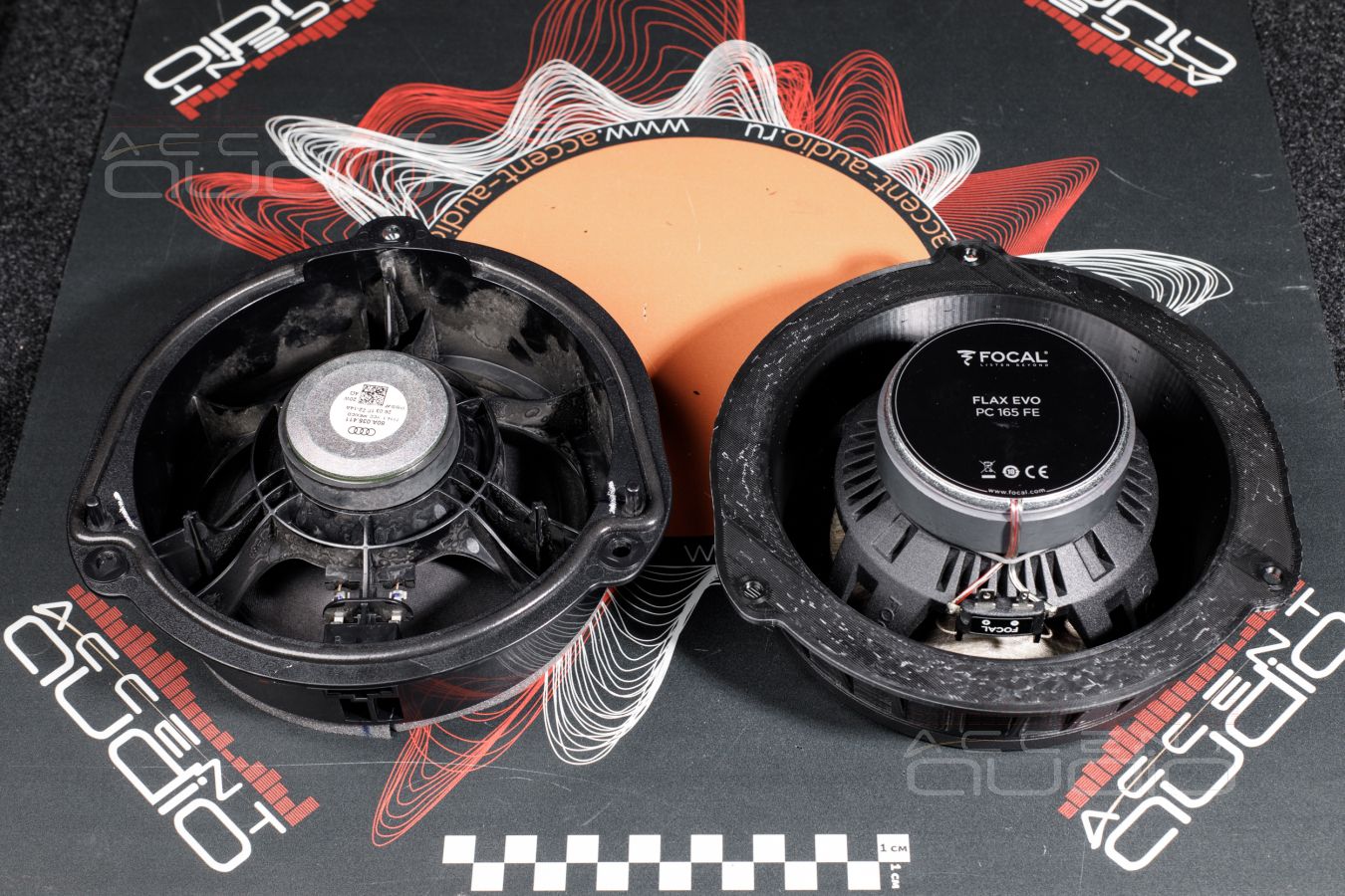 Коротко про тыловую акустику в Audi Q5