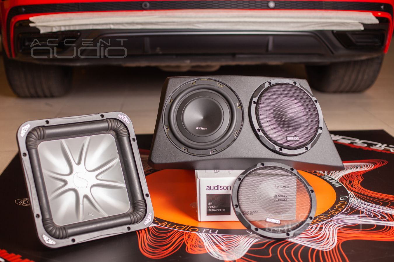 Сдвоенный сабвуфер-стелс для Audi Q8 – оригинальное и лучшее решение