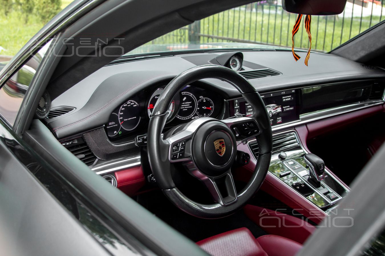 Работа новой, премиальной аудиосистемы в Porsche Panamera