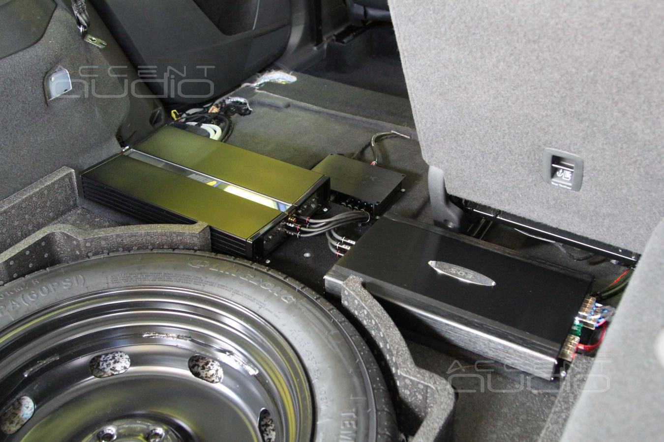 Решение: установка усилителей E.O.S и Eton в Skoda Kodiaq – так правильно !