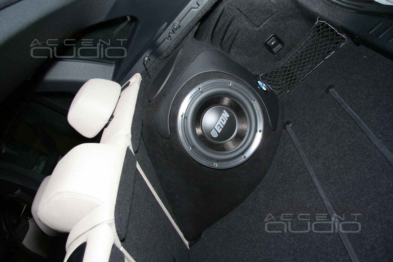 Съемный сабвуфер-стелс Eton для BMW X1