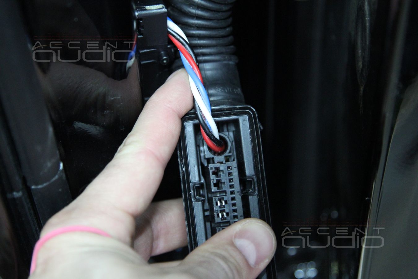 Установка акустики Focal FX в Mercedes-Benz GL