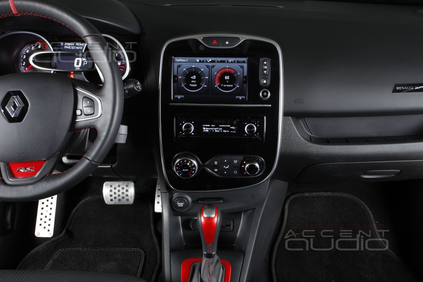 Установка магнитолы Pioneer DEH-P99RS в Renault Clio RS Sport