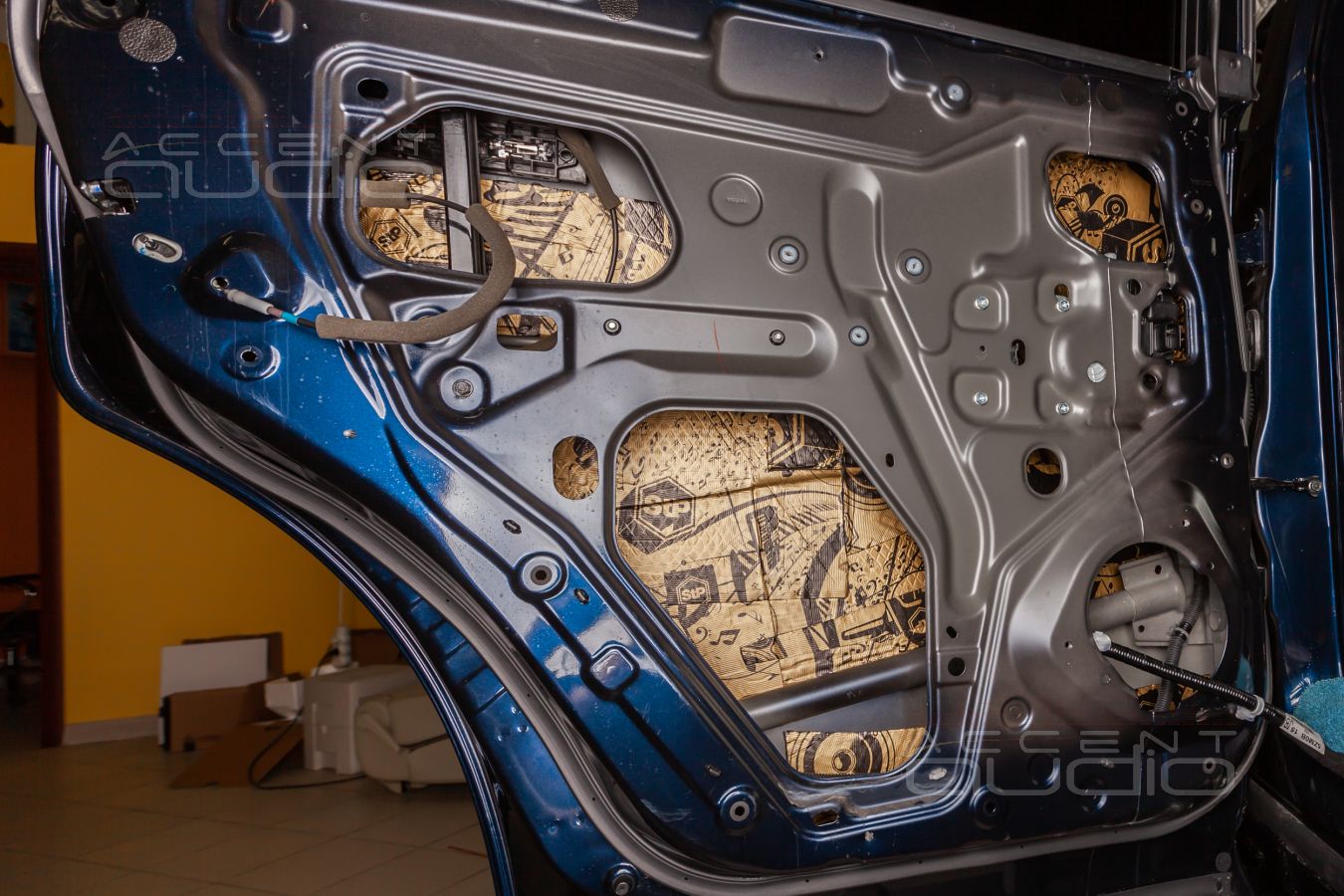 Шумоизоляция – необходимая процедура для любого Infiniti