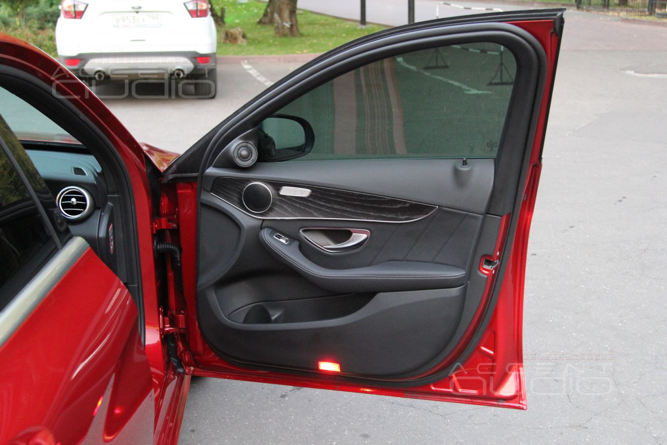 Среднечастотные динамики Brax Matrix ML3 в Mercedes W205