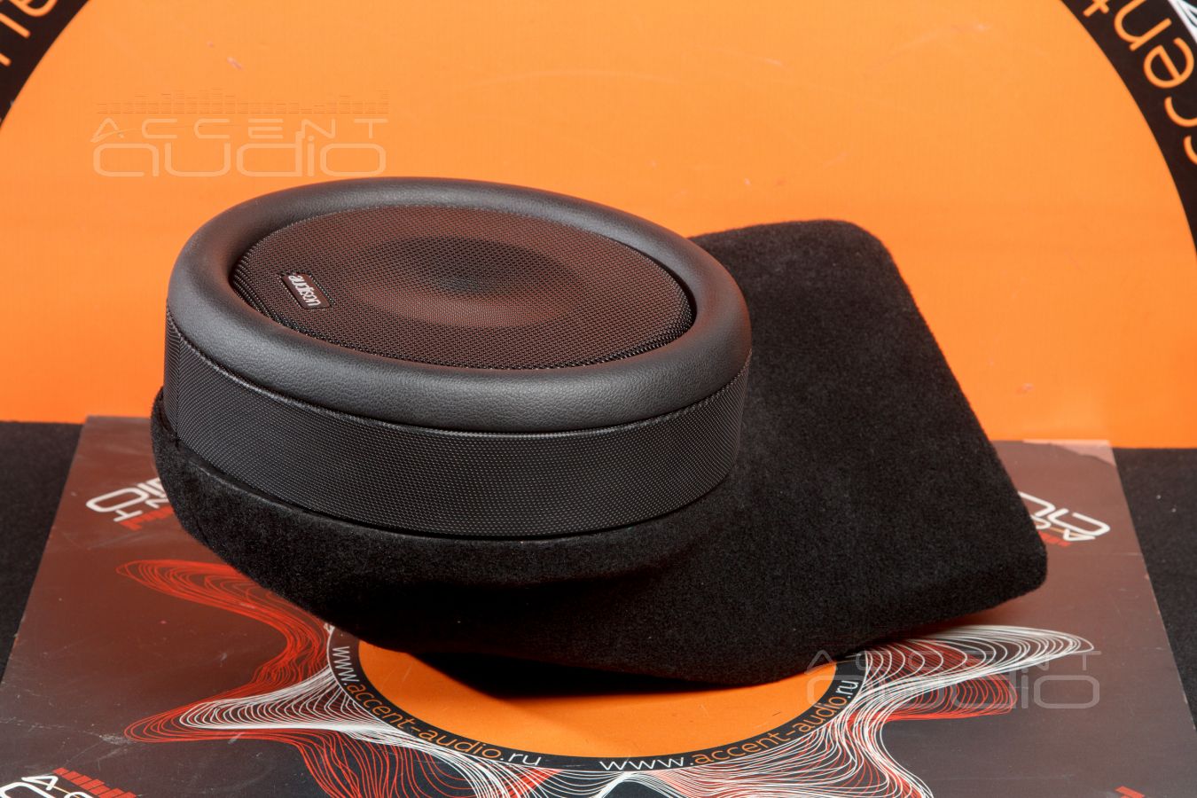 Лучший сабвуфер для Smart Fortwo