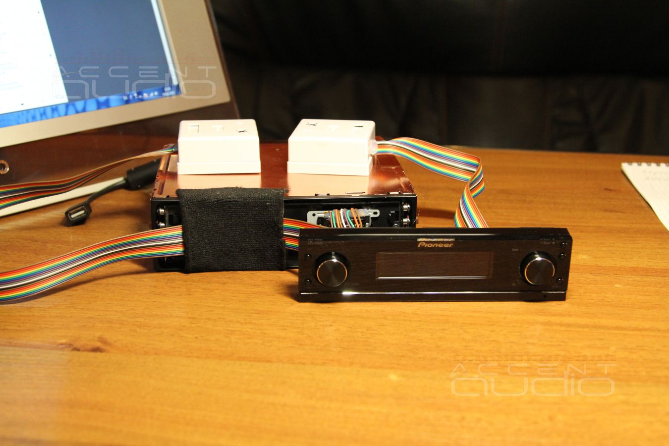 Установка Pioneer DEX-P99RS в BMW 30