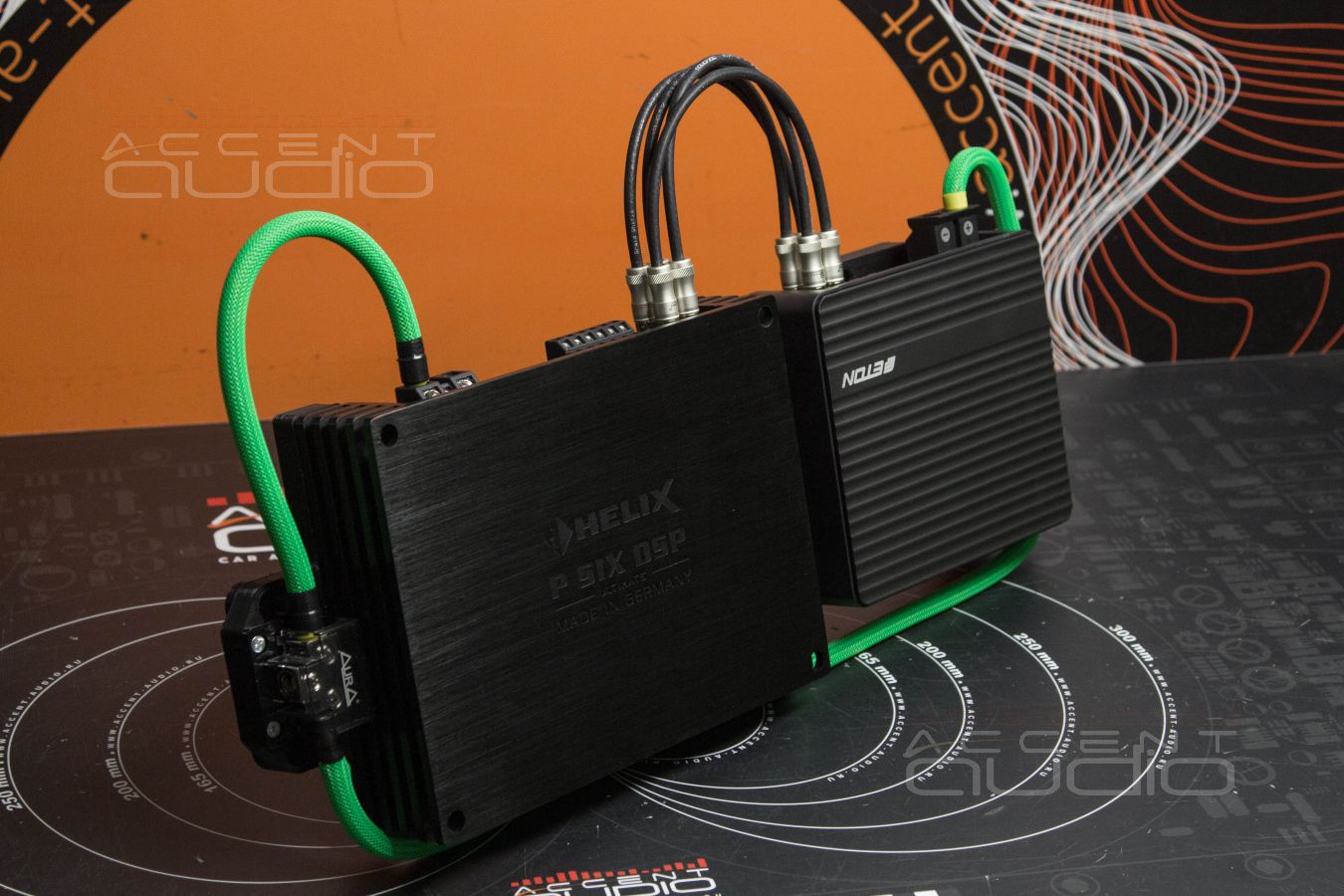 Лучше заводского: изящный, технологичный монтаж усилителей в Audi SQ8