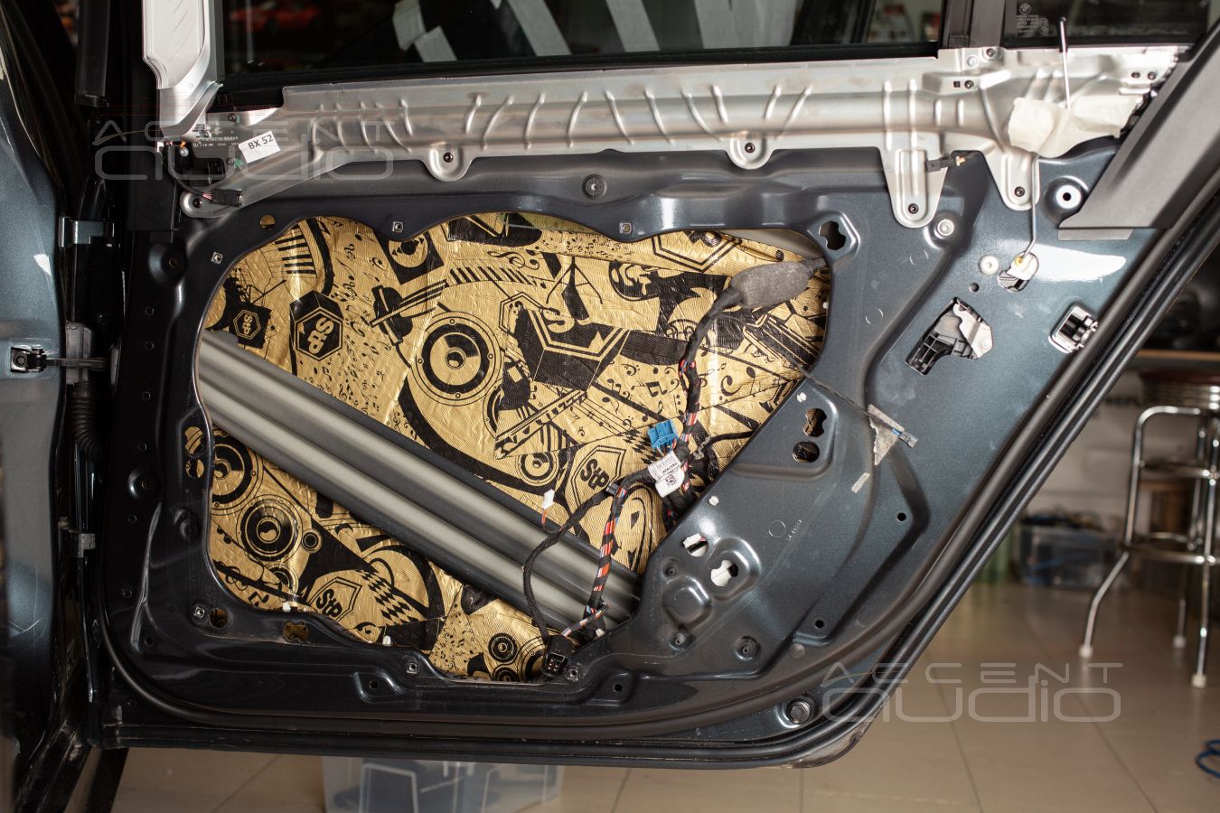 Несколько слов о шумоизоляции BMW 730LD